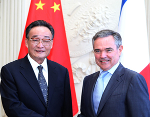 Le nouveau mécanisme d'échanges parlementaires de haut niveau ' fera date' dans les relations franco-chinoises, déclare Accoyer