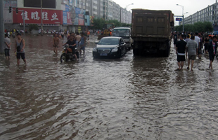 Une ville du nord-est de Chine inondée par les crues
