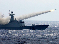 Exercices à munitions réelles dans la mer de Chine méridionale
