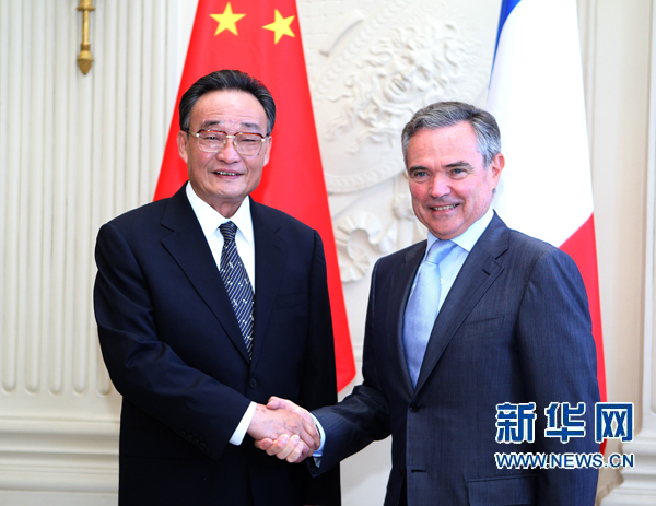 Le 9 juillet, à l'occasion de la rencontre entre le président de l'Assemblée nationale française Bernard Accoyer et Wu Bangguo en France, M. Accoyer a déclaré : « le nouveau mécanisme d'échanges parlementaires de haut niveau ‘fera date' dans les relations franco-chinoises ».
