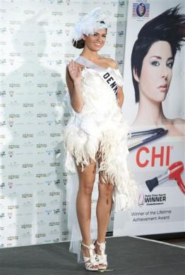 Concours Miss Univers 2010 : présentation des costumes nationaux