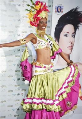 Concours Miss Univers 2010 : présentation des costumes nationaux