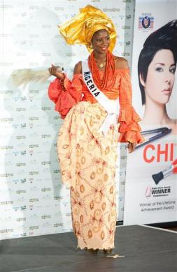 Concours Miss Univers 2010 : présentation des costumes nationaux