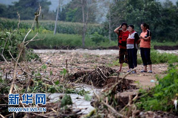 L&apos;autorité chinoise de contrôle des inondations appelle à redoubler d&apos;efforts pour contenir les inondations de la rivière Yalu