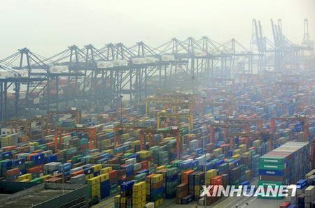 Le quai à conteneurs du port de Yantian dans la ville de Shenzhen.