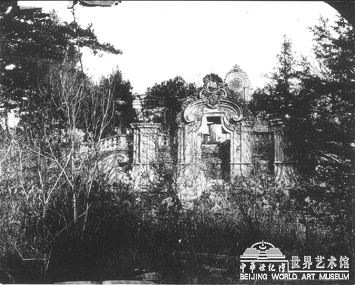 Exposition d&apos;anciennes photos du palais de Yuanmingyuan