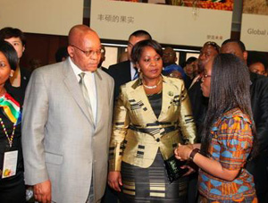 Les dirigeants d'Afrique du Sud visitent l'Expo
