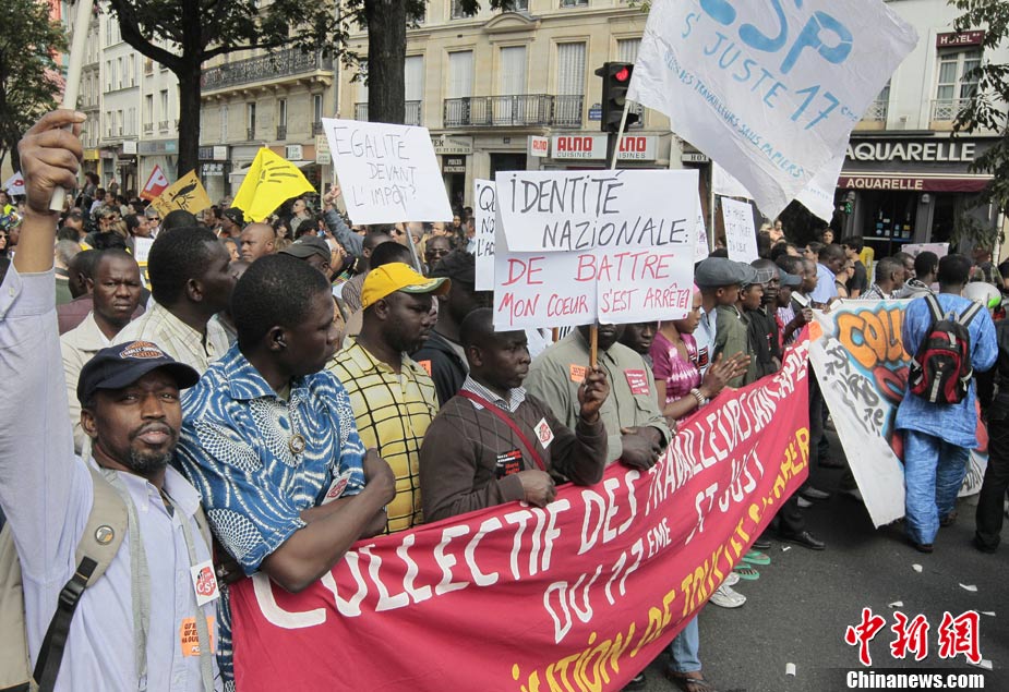 Manifestations en France et en Europe contre les politiques xénophobes du gouvernement français