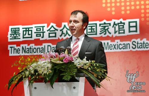 Jorge Guajardo, ambassadeur du Mexique en Chine, prononce un discours