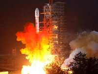 cLe 1er octobre à 18:59:57, Chang'e II a été lancée par la fusée porteuse Longue Marche 3C depuis la tour de lancement N.2 du Centre de lancement de satellites de Xichang, dans la province du Sichuan (sud-ouest).