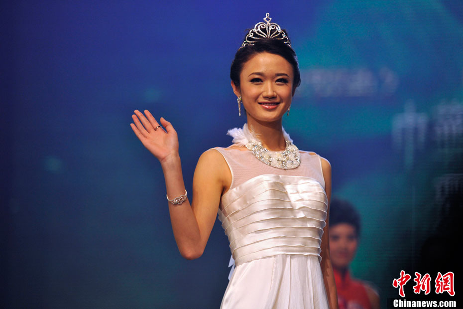 Résultat du concours Miss Chinese 2010 : Tian Chuan couronnée