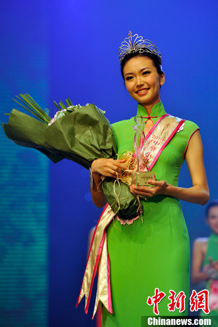 Résultat du concours Miss Chinese 2010 : Tian Chuan couronnée