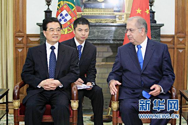 La Chine et le Portugal s'engagent à renforcer les échanges entre les corps législatifs des deux pays