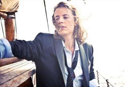 Le fils aîné de Nicolas Sarkozy fait ses premiers pas dans le mannequinat