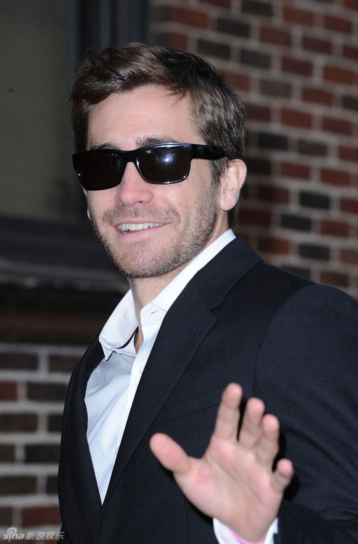 Anne Hathaway et Jake Gyllenhaal posent nus pour le magazine Entertainment Weekly