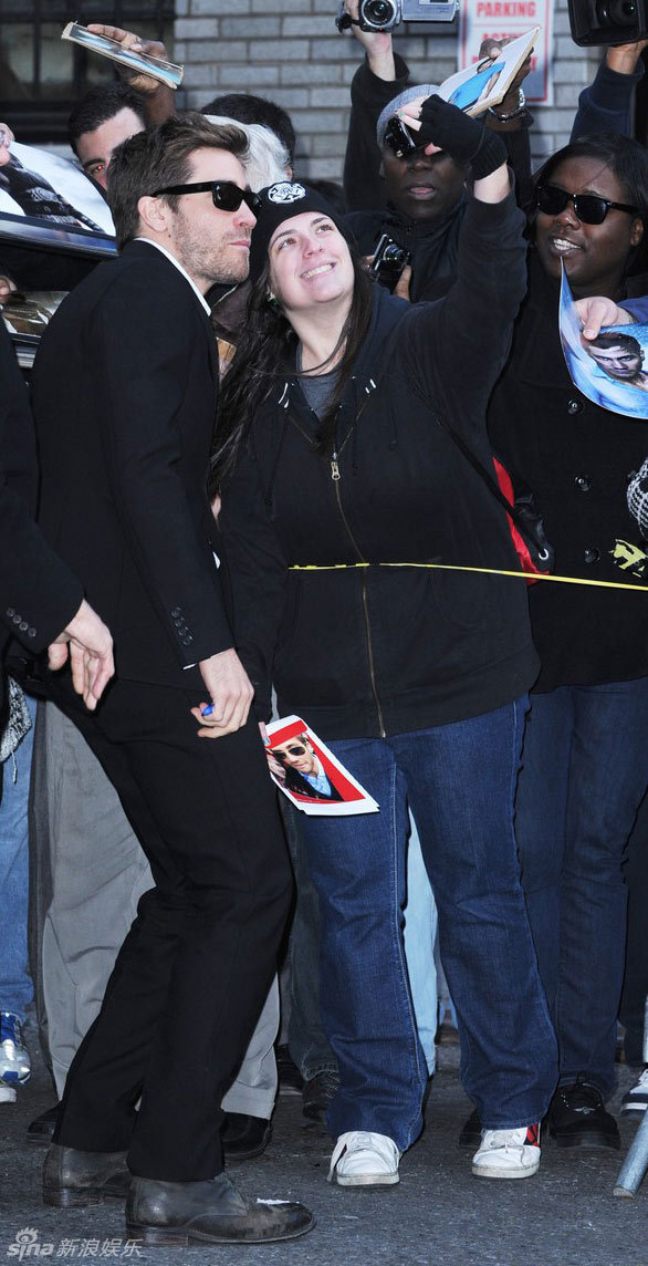 Anne Hathaway et Jake Gyllenhaal posent nus pour le magazine Entertainment Weekly