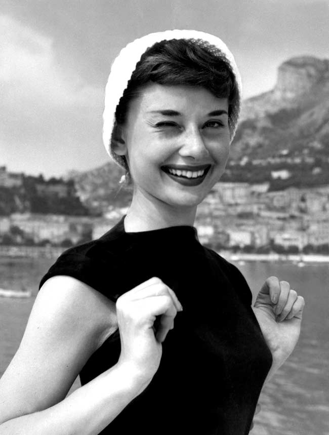 Photos rares d&apos;Audrey Hepburn espiègle 1