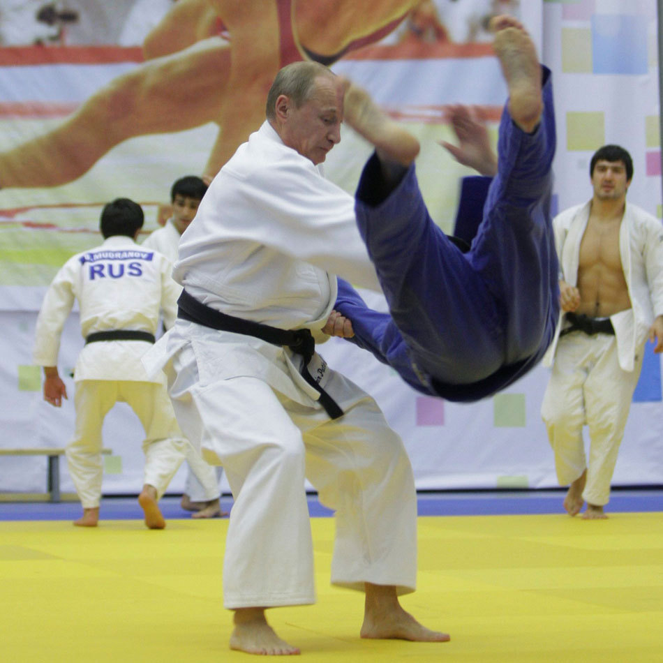 Vladimir Poutine participe à un cours de judo(2)