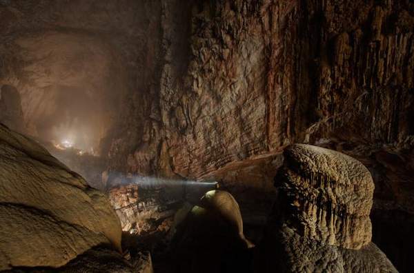 Vietnam : À la découverte de la plus grande grotte du monde(3)