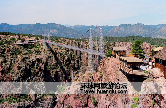 Les dix ponts suspendus les plus dangereux du monde(1)