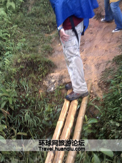 Les dix ponts suspendus les plus dangereux du monde(5)