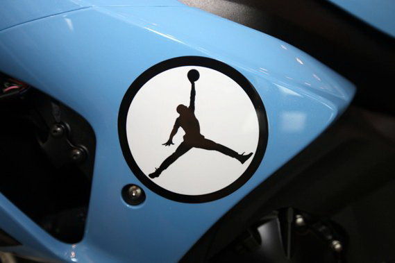 Ducati 999, la nouvelle moto de Michael Jordan(8)