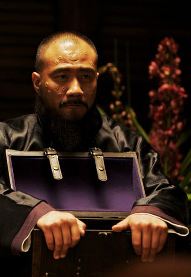 Hu Jun, acteur du film Let The Bullets Fly.