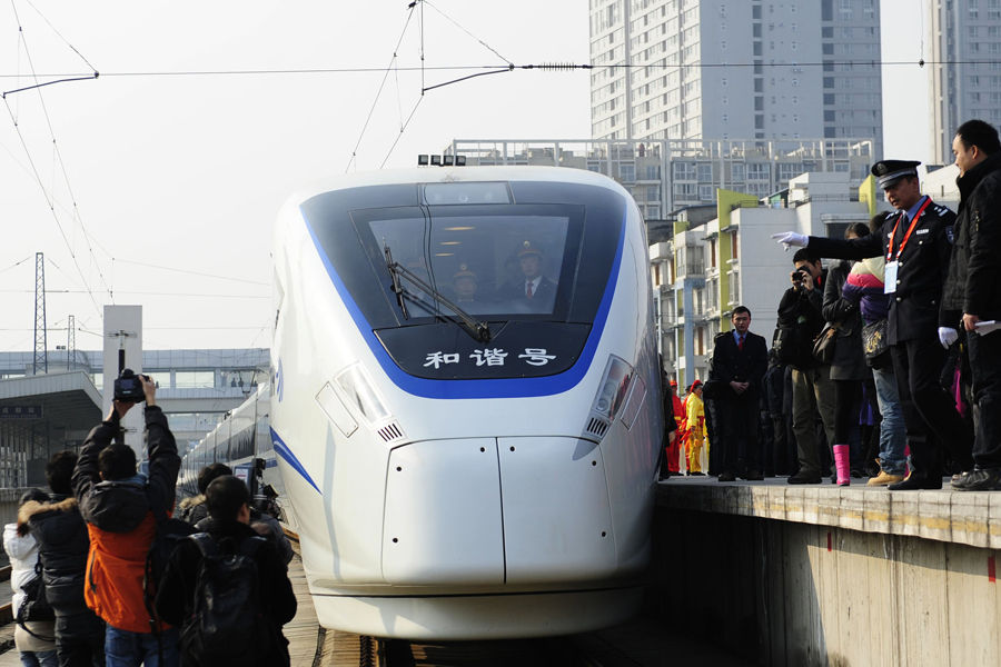 Le 11 janvier, le TGV couchette D318 est prêt à partir de Chengdu pour Beijing.