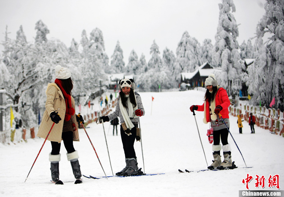 Le mont Emei couvert de neige(4)