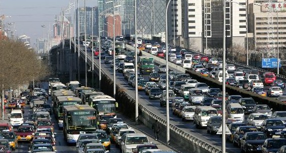 Beijing s'engage à lutter effectivement les embouteillages durant le XIIe plan quinquennal