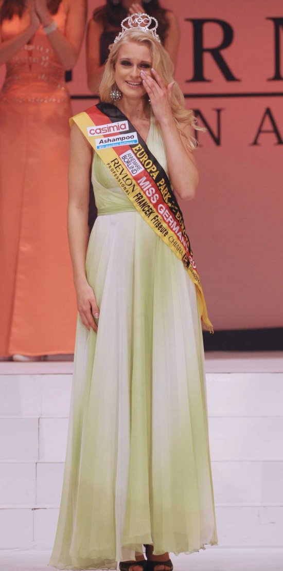 Anne Kathrin Kosch couronnée Miss Allemagne 2011 2