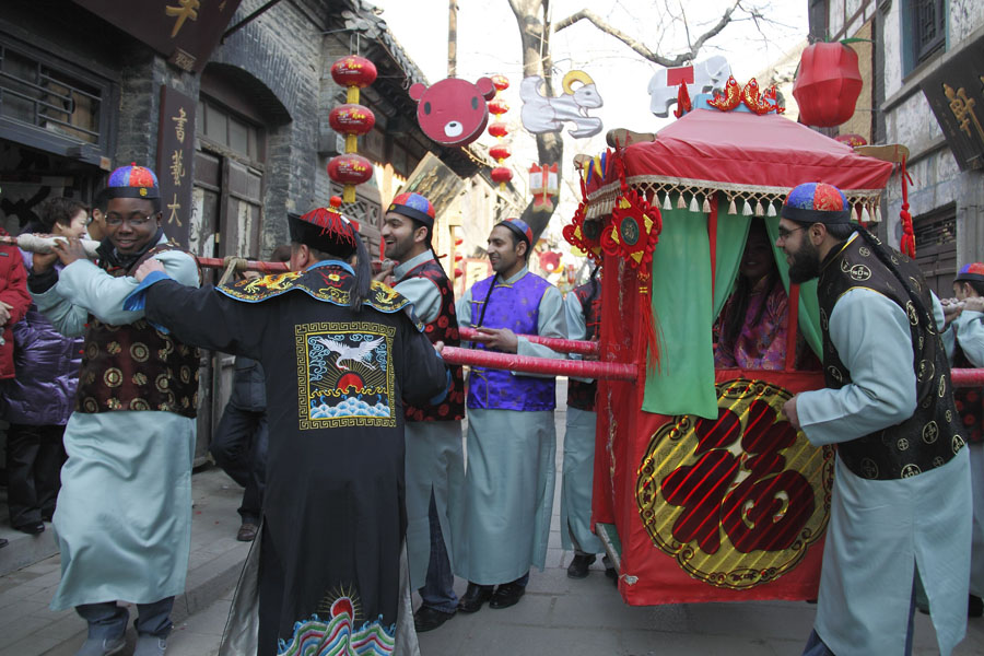 Shandong : célébrer la Fête du Printemps à Zhoucun(2)