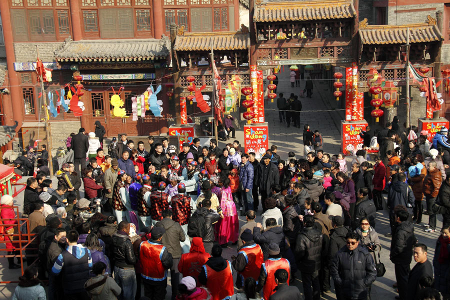 Shandong : célébrer la Fête du Printemps à Zhoucun(8)