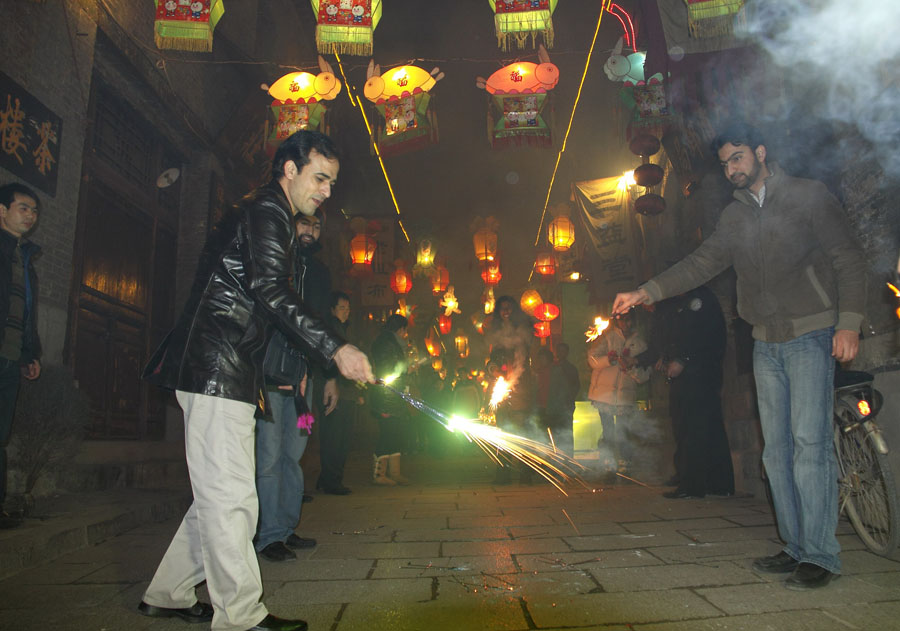 Shandong : célébrer la Fête du Printemps à Zhoucun(11)