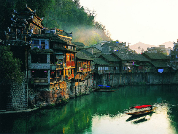 La vieille ville Fenghuang (Phénix), dans la province du Hunan (centre de la Chine)