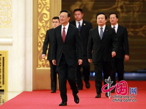 Conférence de presse sur les politiques diplomatiques et les relations extérieures de Chine_1