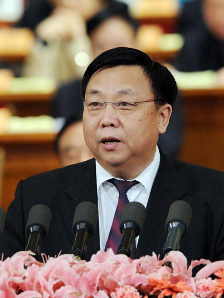 He Qiang, membre du comité national de la CCPPC