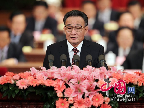 Wu Bangguo, président du comité permanent de l'APN a présenté le rapport d'activité du comité permanent de l'APN.