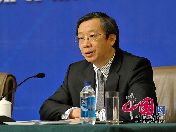 Yi Gang, directeur de l&apos;Administration nationale des devises