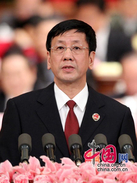 Cao Jianming, directeur du parquet populaire suprême présente le rapport d&apos;activité du parquet populaire suprême