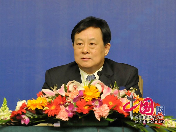 Fu Shuangjian, directeur adjoint de l&apos;Administration d&apos;Etat de l&apos;Industrie et du Commerce
