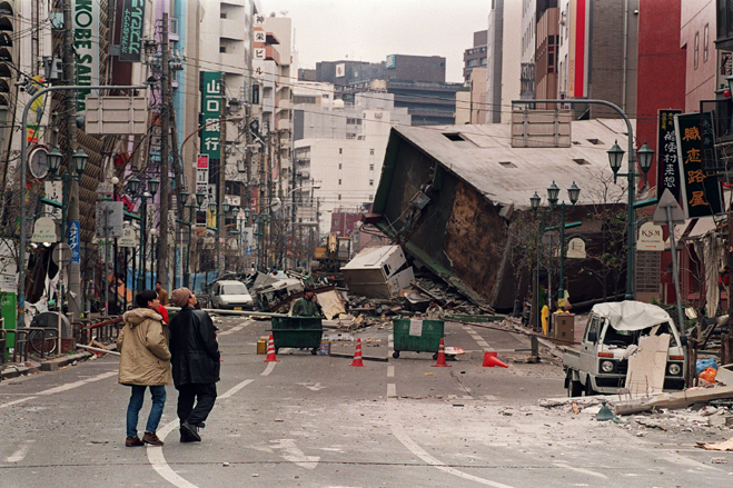 4. En 1995, les régions près de la ville de Kobe ont connu un séisme de magnitude 6,9, faisant au moins 5 500 morts.