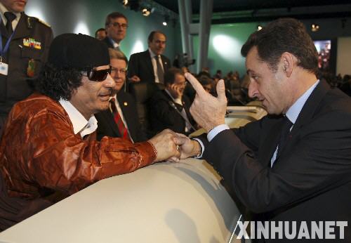 Rétrospective des moments amicaux entre Kadhafi et les dirigeants des pays occidentaux(6)