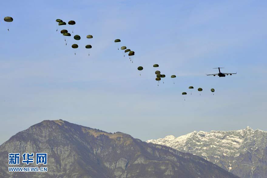 Exercices militaires de l&apos;armée de l&apos;air américaine dans les bases italiennes_5