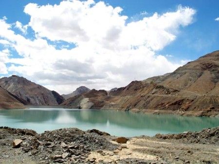 Lac Yangzhuoyongcuo