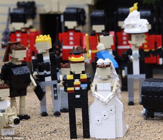Le mariage du prince William en Lego(4)