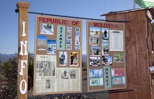 Molossia, une micronation de seulement six personnes(12)