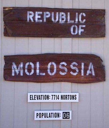 Molossia, une micronation de seulement six personnes(13)