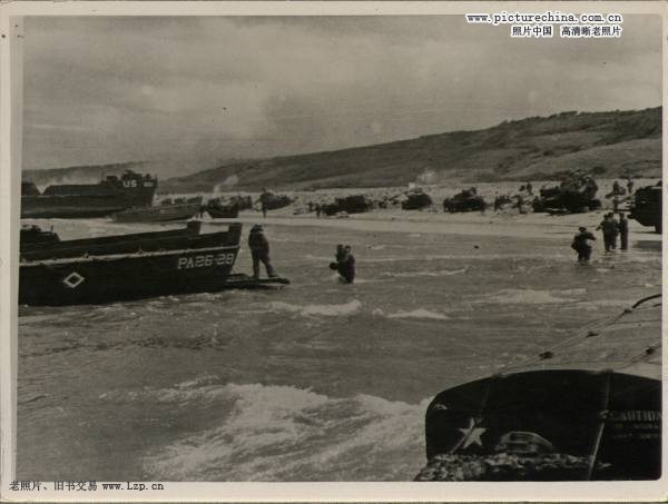 Anciennes photos : Le débarquement de Normandie(4)