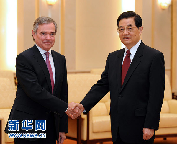 Le président chinois rencontre le président de l'Assemblée nationale de France 3